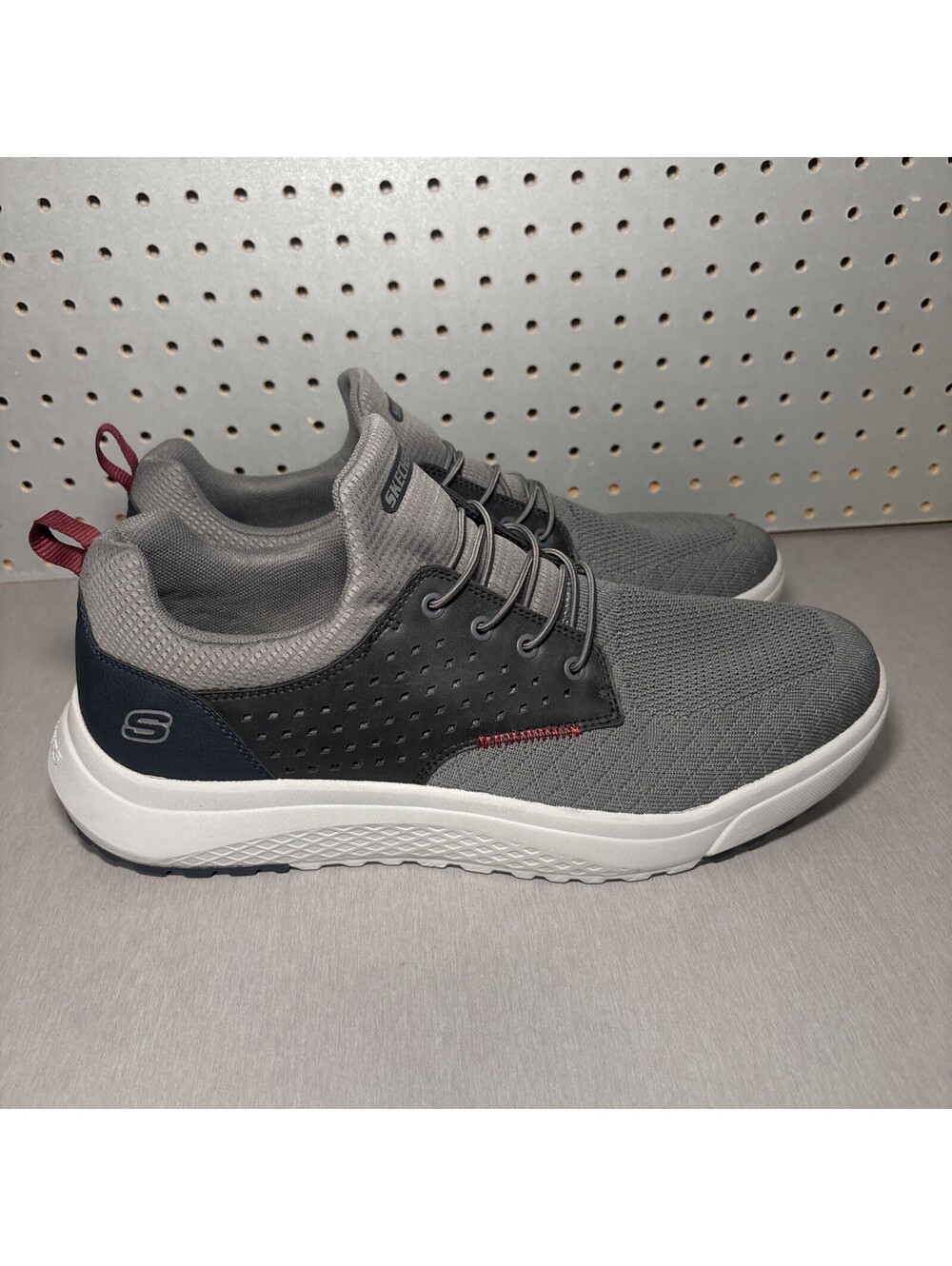 Skechers Arnell Koen Relaxed Fit Slip On Shoes Mens Sz 13 Gray Grey Black Blue